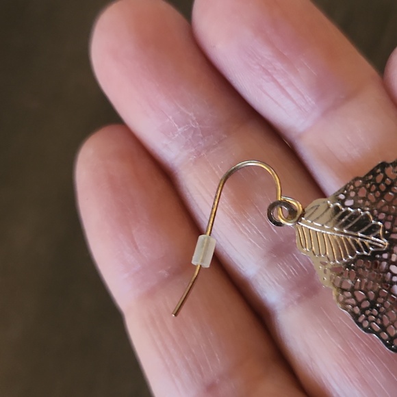 Earrings - Picture 3 of 5